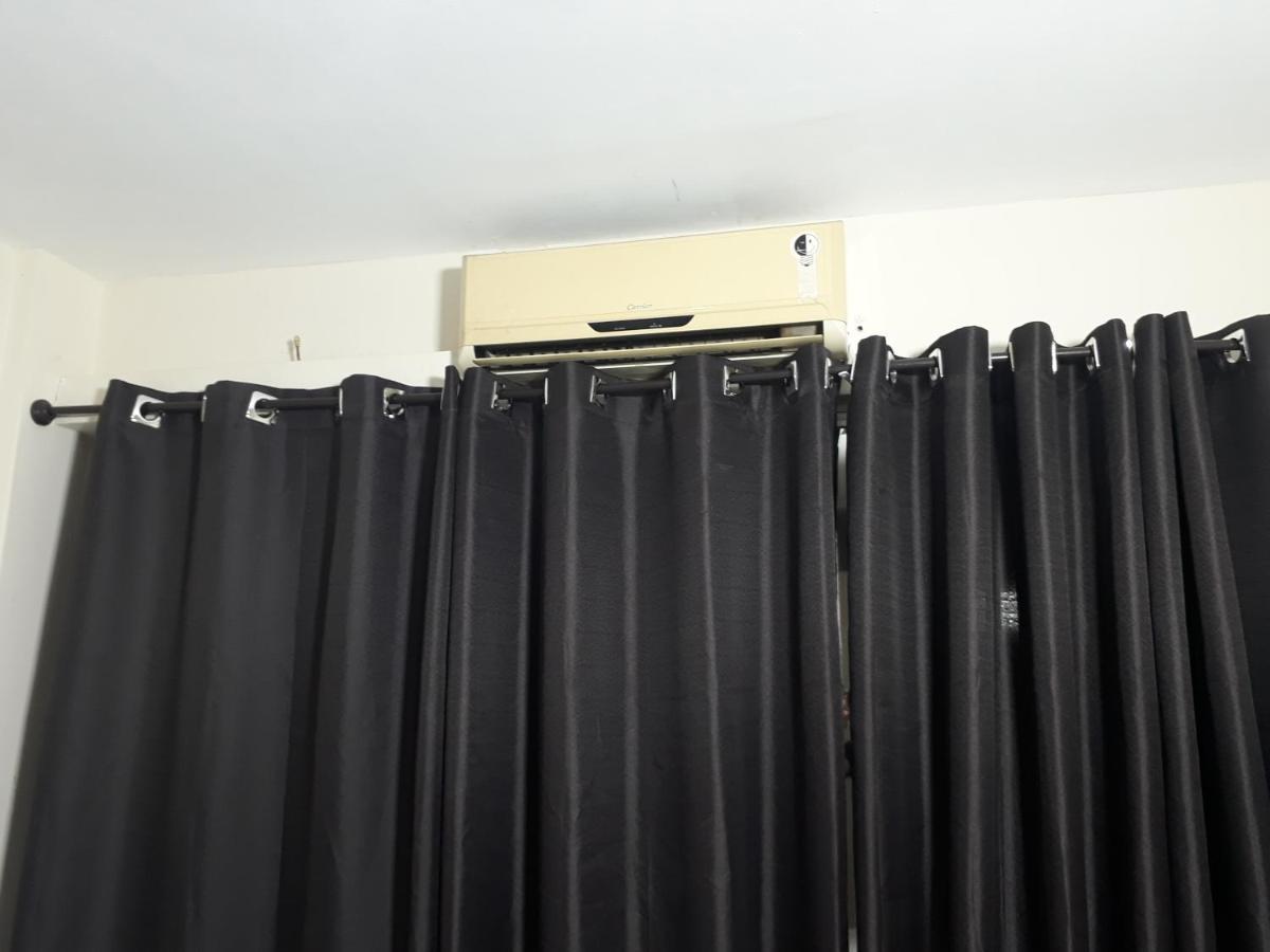 Apartamento Central Proximo A Rodoviaria E Faculdades Курітіба Екстер'єр фото