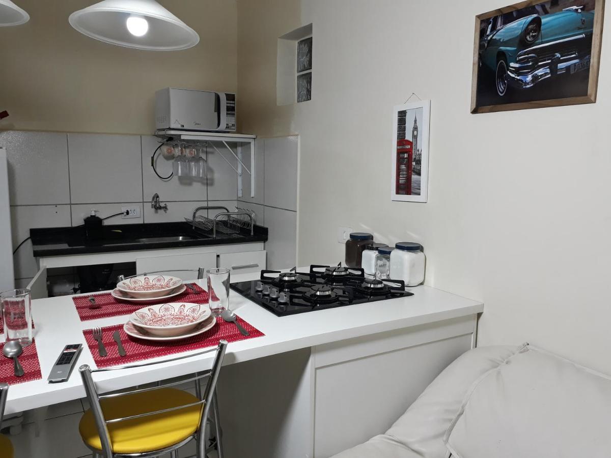 Apartamento Central Proximo A Rodoviaria E Faculdades Курітіба Екстер'єр фото