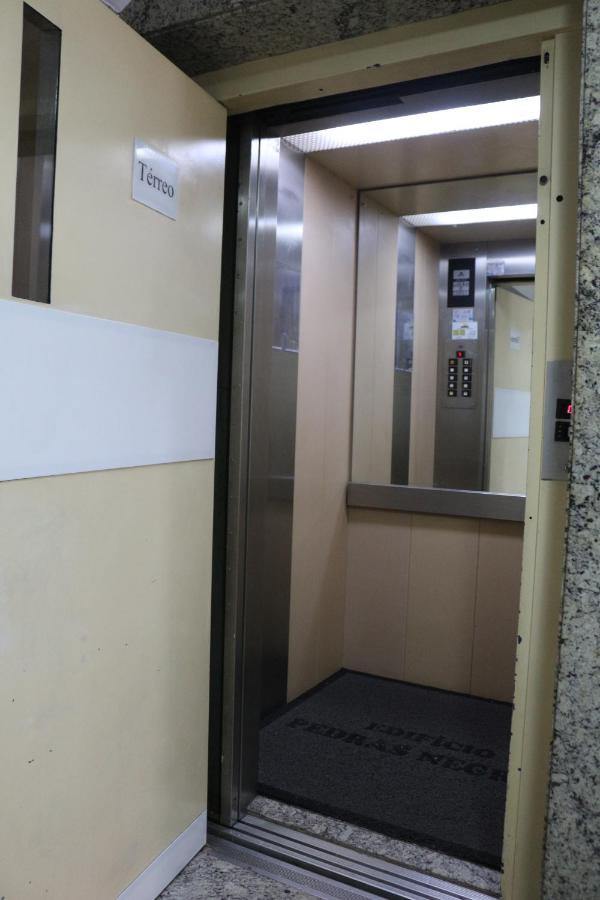 Apartamento Central Proximo A Rodoviaria E Faculdades Курітіба Екстер'єр фото