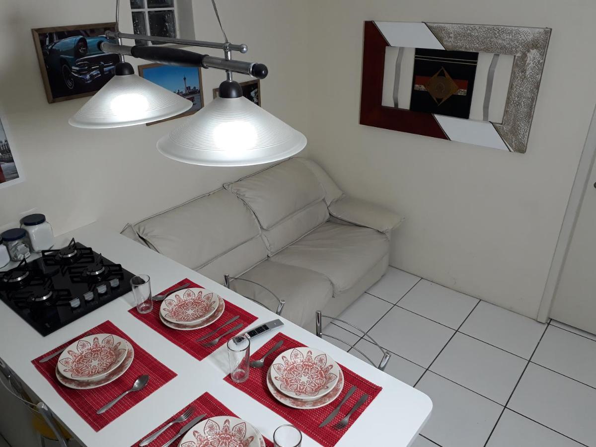 Apartamento Central Proximo A Rodoviaria E Faculdades Курітіба Екстер'єр фото